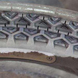 Tire mold cleaning